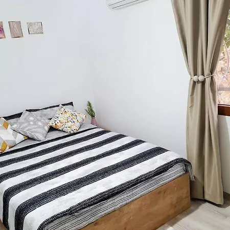 2+1 Apartm With Garden + Balcony , At Ladies Apartament Kusadası
